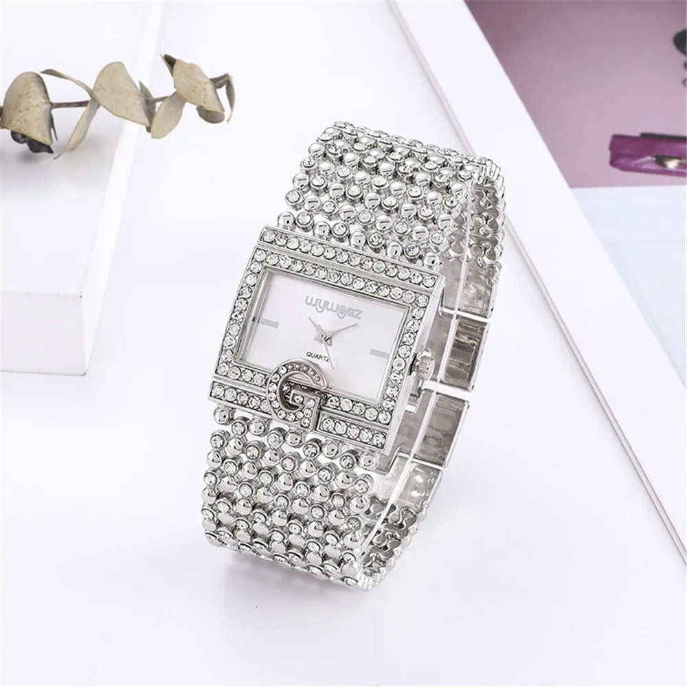 Simple Square Gold Watches Women Fashion Casual Alloy Bracelet Ladies Wristwatches 2024 G Diamond Scale Dial Female Quartz Clock