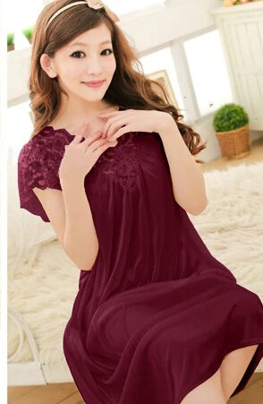 Lace-Trim Short-Sleeve Nightdress in Style Options