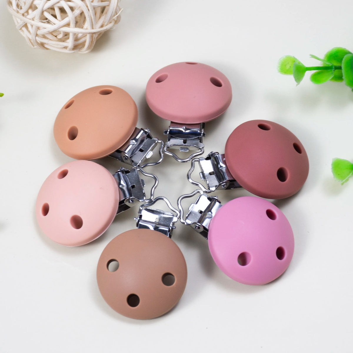 10 PCS 35 MM Round Silicone Clips BPA Free Baby Teething Teether Necklace Accessories Infant Pacifier Holder Chain Nipple DIY