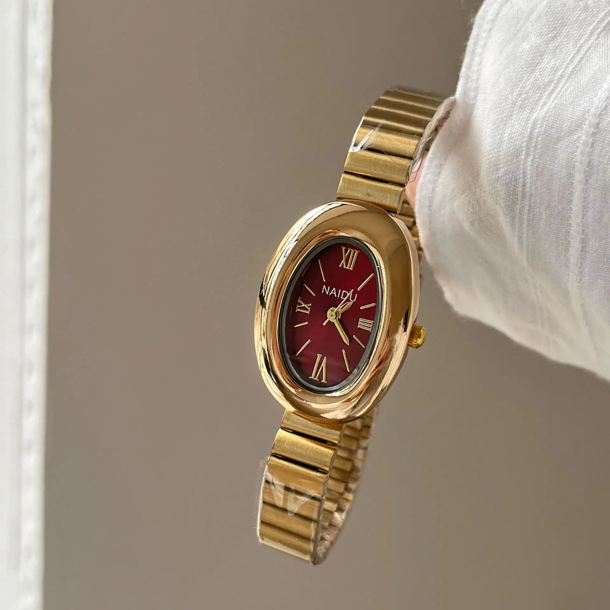 2025 New Oval Beautiful Ladies Watches with Stainless Steel Strap for Girl Student Quartz Minimalist Women Wristwatches Hot Sale