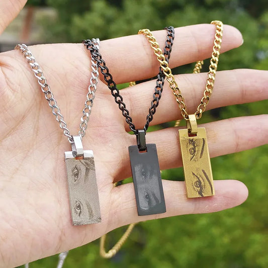 Personalized Eyes Necklace for Men Women Custom Eye Picture Pendant Necklace Engraving Name Necklaces Jewelry Gifts for Him Her