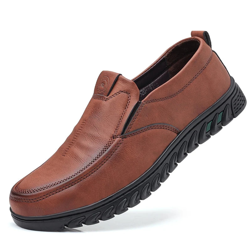 Leather Men Casual Shoes Brand Formal Mens Loafers Moccasins Breathable Slip on Retro Driving Shoes Men Sneakers Plus Size 39-48