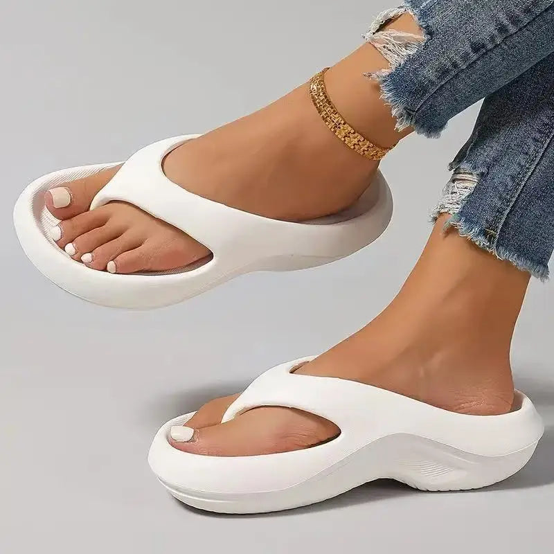 Fashionable Thick-soled Flip-flops for Women To Wear in Summer, Anti-slip, Anti-odor, and Soft-soled Flip-flops for The Beach