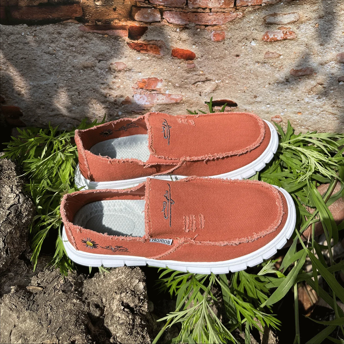 women's shoes Daisy embroidery denim, casual sneaker. women's shoes summer 2025 . cheap shoes clearance free shipping