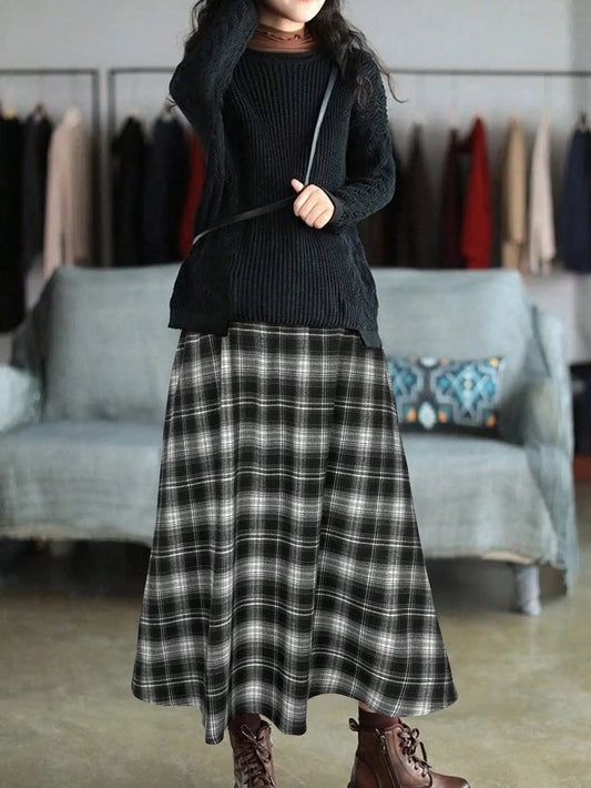 Women's Plaid A-Line Skirt with Pockets