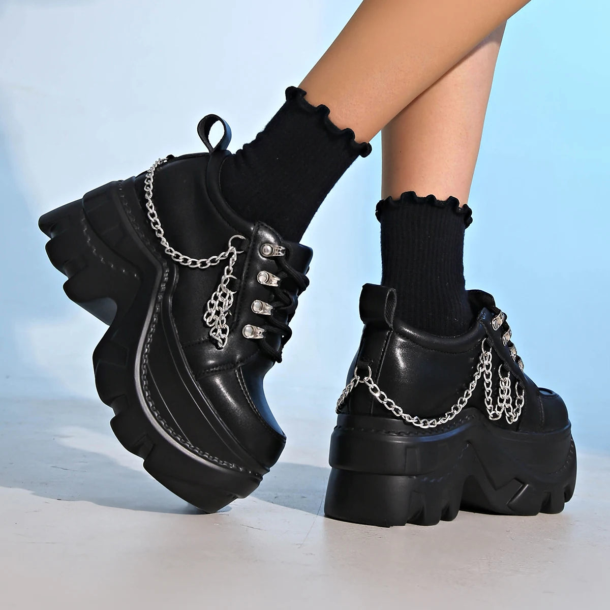 Gothic Punk Chunky Sneakers for Women Black Chain Decor Platform Sports Shoes Woman Thick Sole Non Slip Punk Sneakers Plus Size