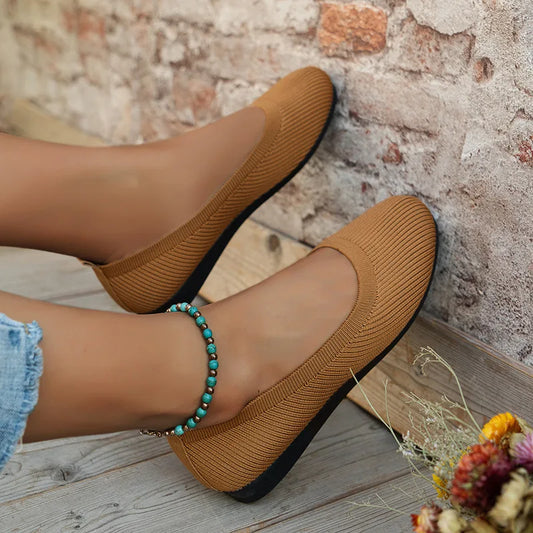 Spring Women's Flat Shoes new Knitting Sock Sneakers Breathable Slip on Female Rpound Toe Loafers 36-43 Plus Size Light Shoes