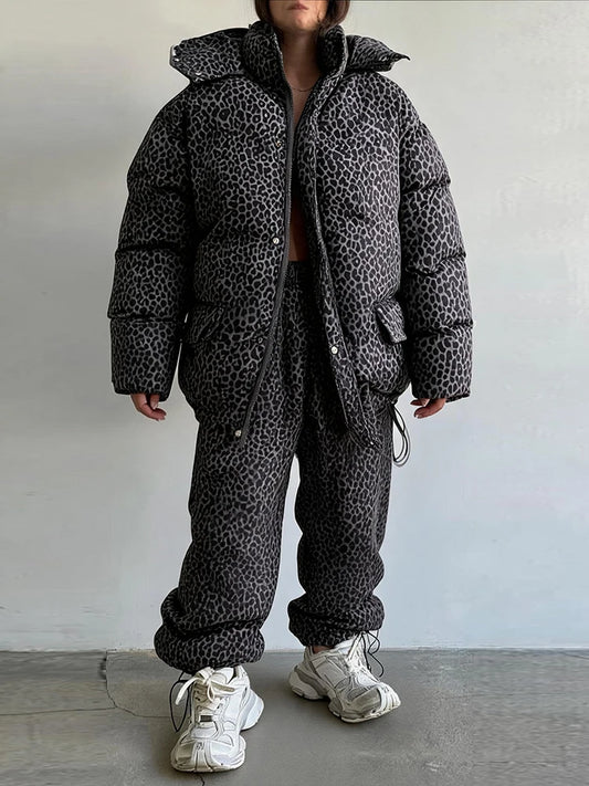 Women Winter Two‑Piece Leopard Print Hooded Puffer Jacket Outfit Loose Cuffed Jogger Pants Warm Casual Streetwear Matching Set