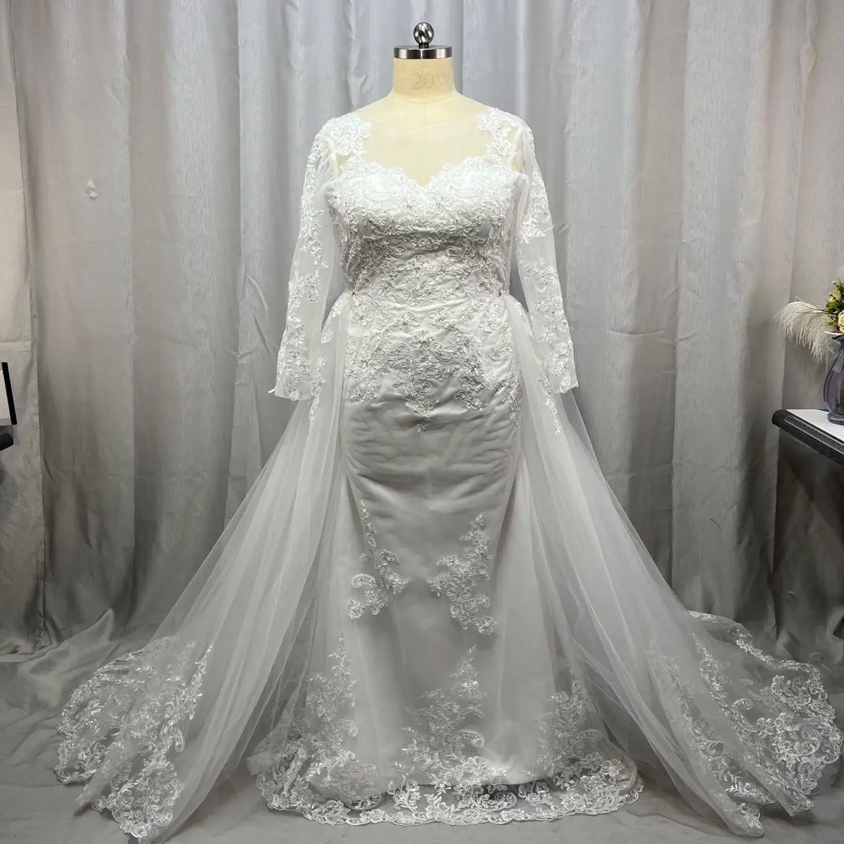Customized Vestido De Noiva Lace Mermaid Wedding Dress with Detachable Skirt Backless Long Sleeve Bridal Wedding Gowns