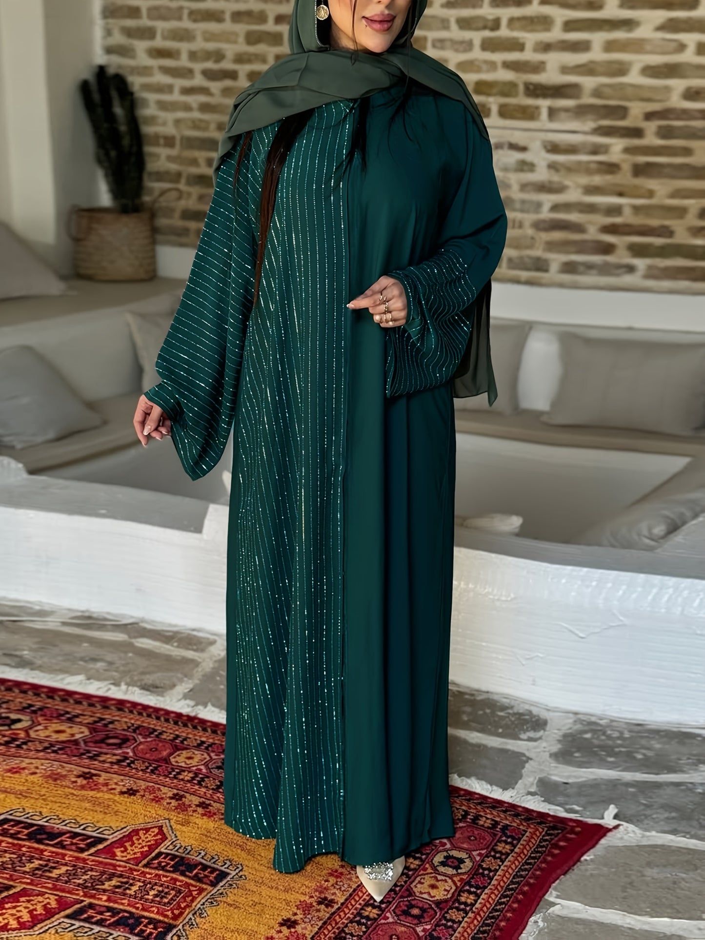رداء شرقي أنيق واسع للنساء مسلمات بأكمام طويلة وترصيع بالرينستون وأزرار داكنة كارديجان