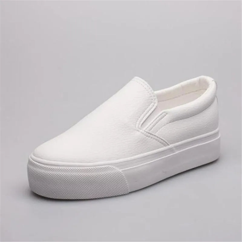 NEW Hot Fashion Brand Women Cartoon Loafers Flats Shoes Woman Casual Slip On Platform Shoes Ladies Comfort Shoes Size 35-40