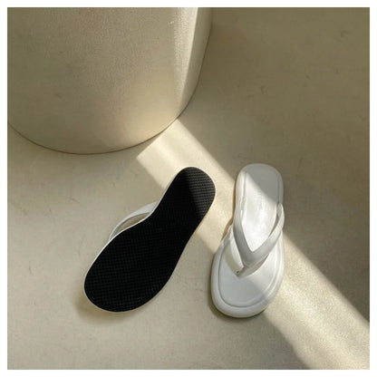 Women's Toe-Post Flat Sandals in Colour Options