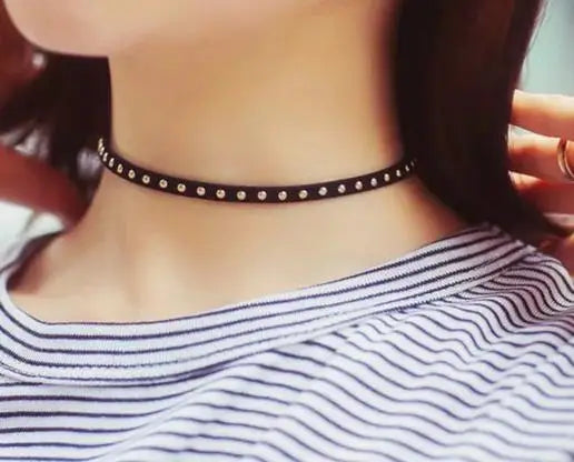 Cute Fashion Bohemian Personality Rivets Hot Nail Fender Necklace Collar Statement Necklace Choker Necklace Gargantilha Collares