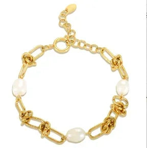 Stainless Steel Heart-shaped Ladies Elegant Bracelet  For Women Crystal Bangle