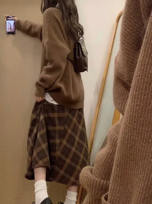 Retro Plaid Woolen  Skirt Women's Autumn Winter High Waist Slim A-Line Midi Skirt Elegant Fashionable Ladies' Skirt