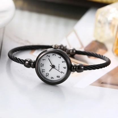 Casual Luxury Bangle Bracelet Retro Alloy Quartz Watch Wristwatch Chain Watches Ladies