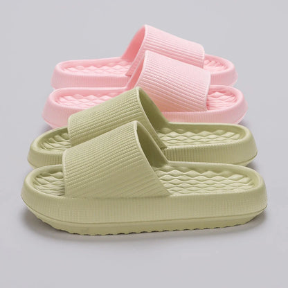 Summer Platform Slippers for Women Lightweight Non-slip Cloud Bathroom Slides Woman Comfortable Soft Sole Beach Slippers 2024