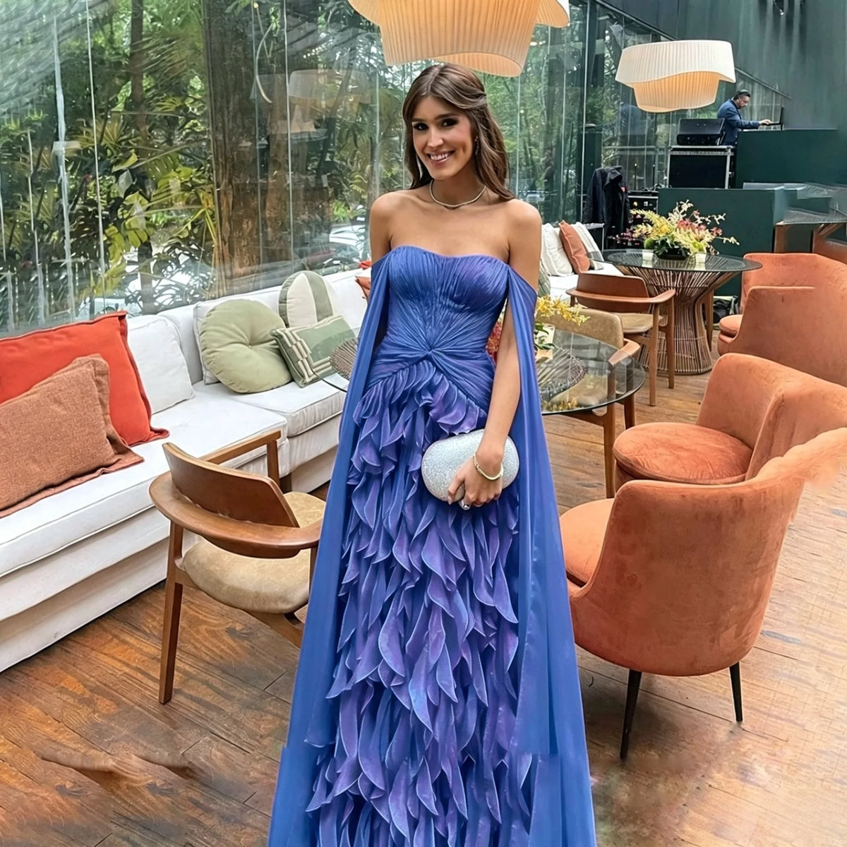 Luxury Red Strapless Formal Evening Dresses Chiffon Ruffled Skirt With Flowing Cape Sleeves Floor Length Wedding Guest Prom Gown