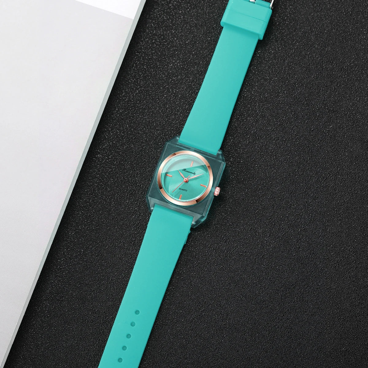 Fashion Silicone Band Women Quartz Watch Rectangle Dial Ladies Analog Wristwatches Reloj Mujer Girls Clock Gift (Without Box)