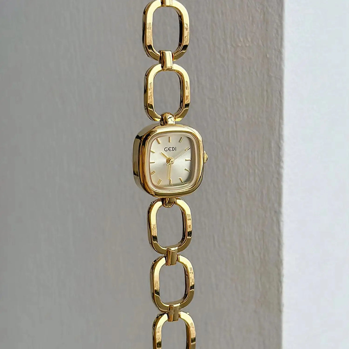 NEW Fashion Women's Watch Elegant Bracelet Small Square Design Water-Resistant Genuine Quartz Women's Watches Women's Gift