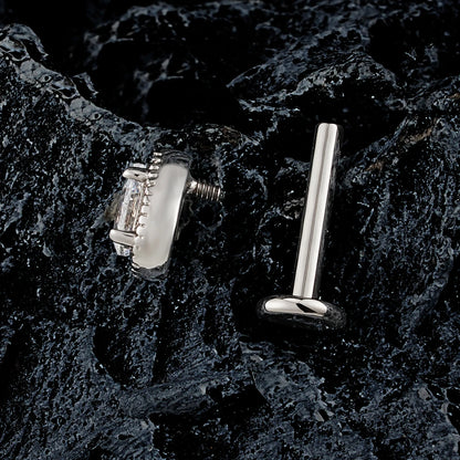 Right Grand ASTM F136 Titanium Teardrop CZ Cartilage Earring Threaded Labret Stud 16G Tiny Pear CZ Helix Conch Earlobe Piercing