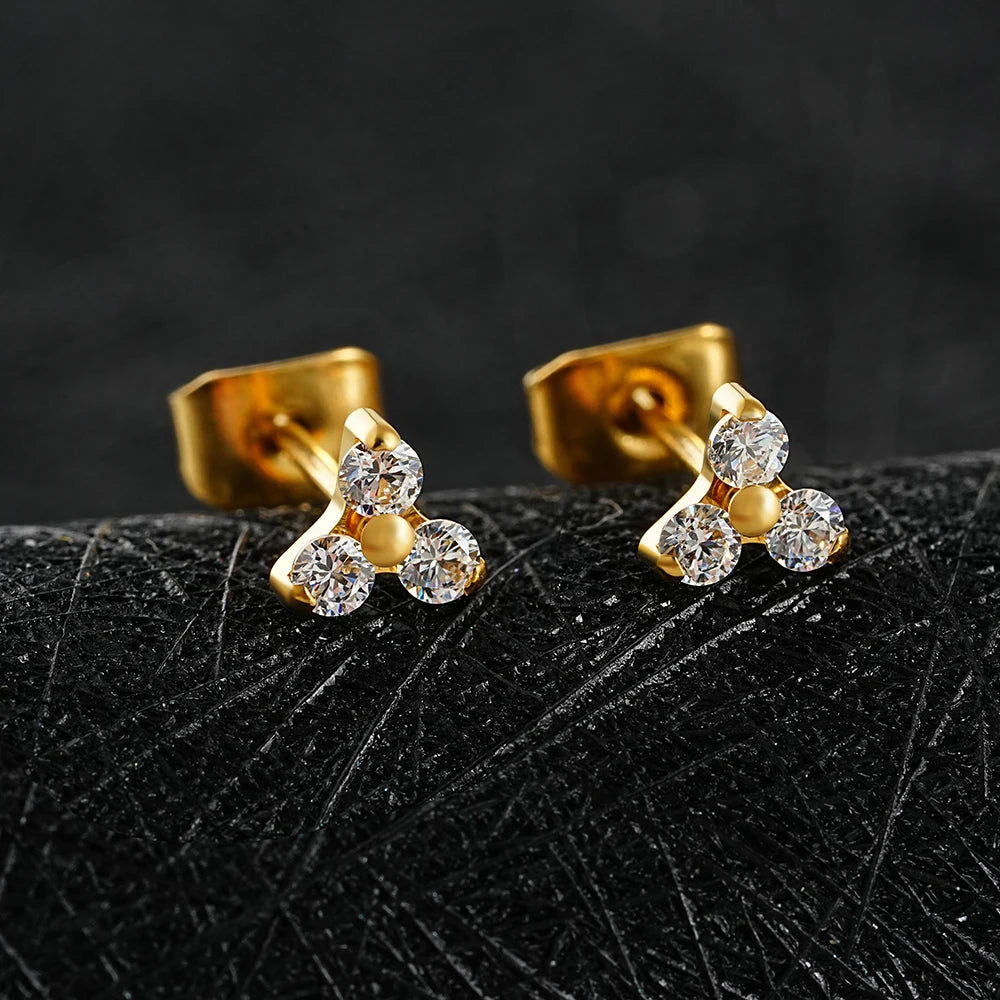 1 Pair Right Grand ASTM F136 Titanium 20G Trinity CZ Stud Earrings Simple Hypoallergenic Triple Flower Cartilage Earring Set
