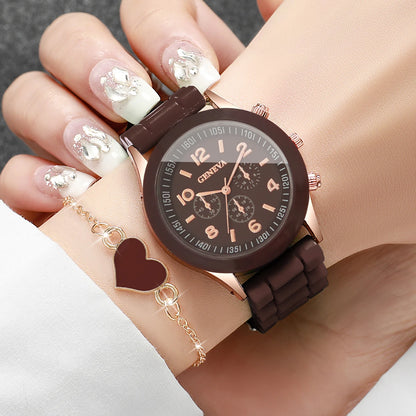 2PCS Fashion Brown Silicone Band Women Quartz Watch Heart Bracelet Set Arabic Dial Ladies Wristwatches Reloj Mujer（Without Box）