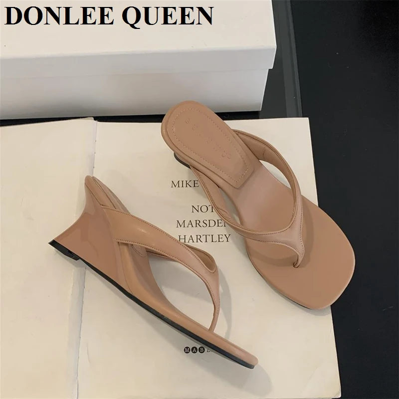Women's Toe-Post Heeled Sandals in Style Options