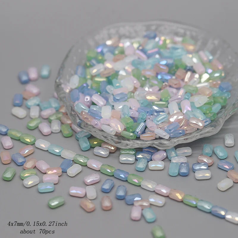 70pcs/lot Color Faceted Square Loose Beads Crystal Glass Beads Faceted Loose Spacer Beads for Jewelry Making DIY
