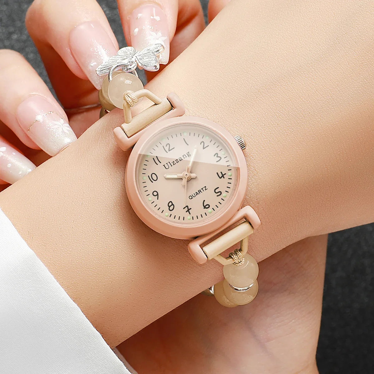 Fashion Butterfly Pendant Women Quartz Watch Girls Students Beads Strap Wristwatch Relogio Feminino Clock Gift (Without Box