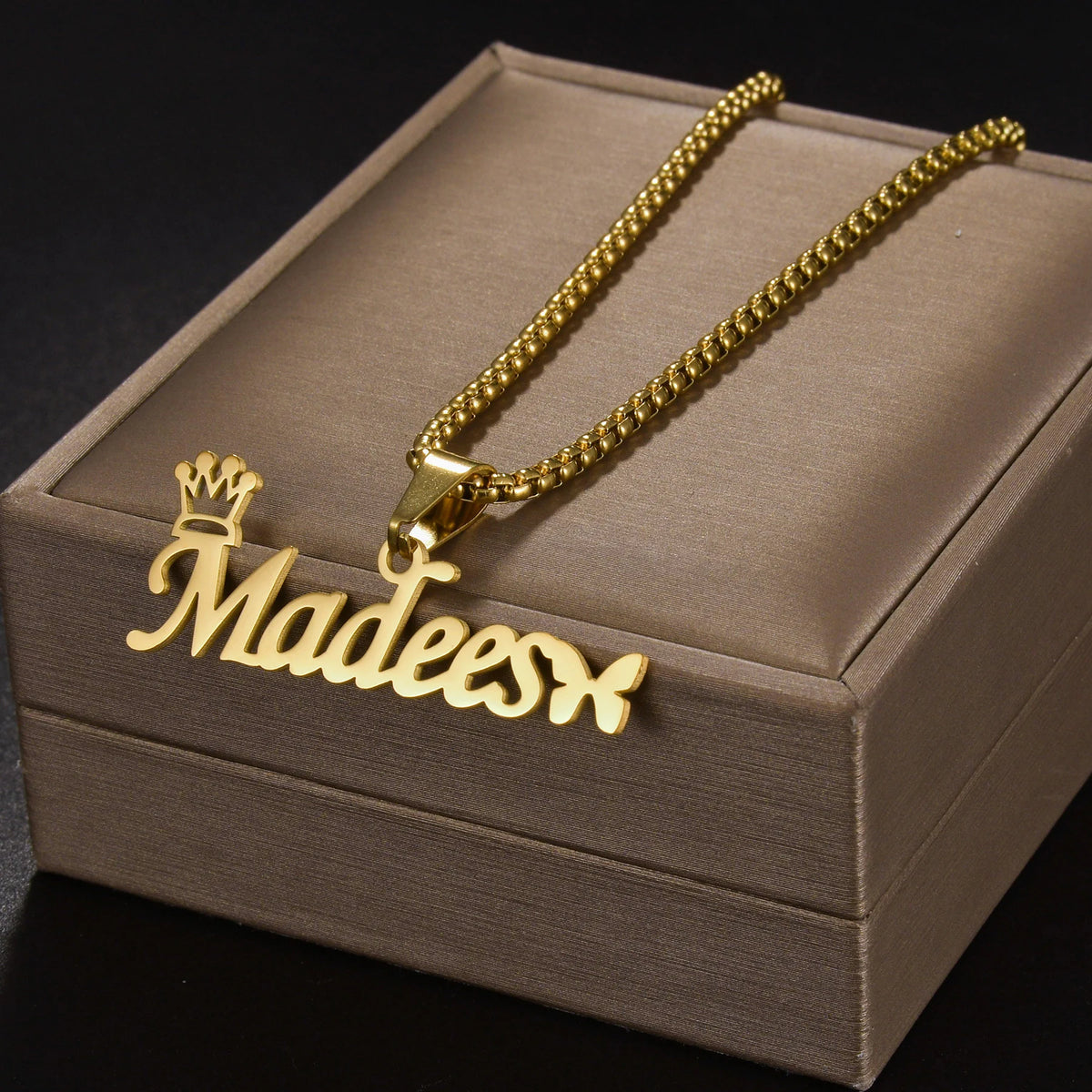 Atoztide Personalized Custom Names Pendant Necklace Stainless Steel Crown Cuban Thick Chain for Men Women Birthday Jewelry Gift