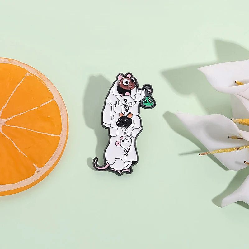 Cartoon Science Lab Mouse Enamel Pin Chemistry Laboratory Scientist Pharmacist Brooch Lapel Badge Jewelry Gift For Students