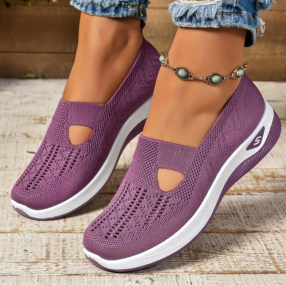 Spring Breathable Mesh Flats Shoes for Women Comfortable Slip on Casual Shoes Woman Lightweight Soft Bottom Loafers Plus Size 43