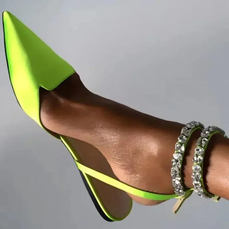 Women's Luxury Pointed Toe Flat Sandals Summer New Fashion Solid Slippers Sexy Party Wedding Shoes for Women Zapatos Mujer