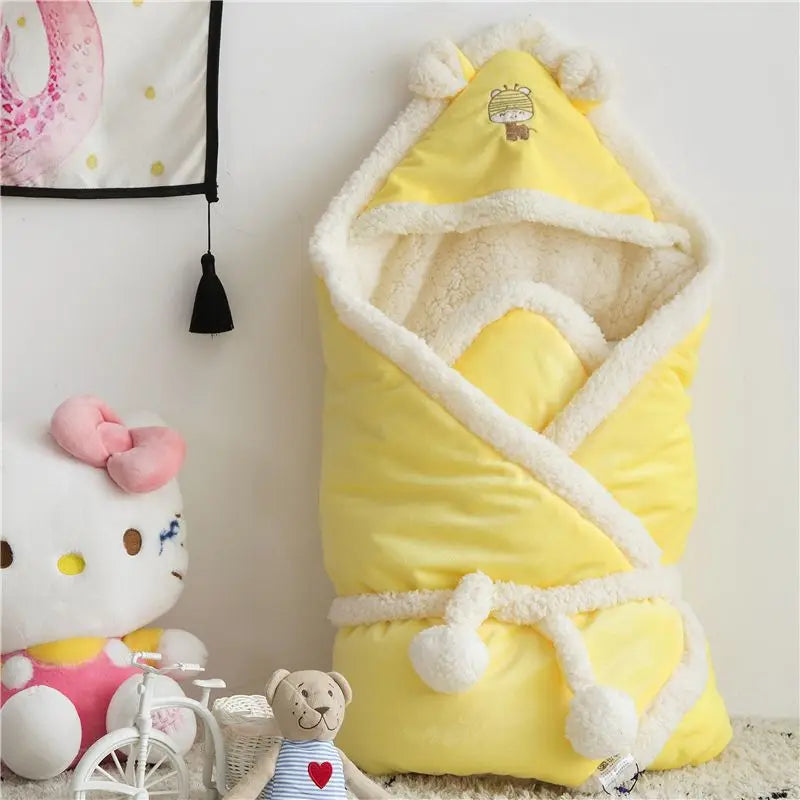 Baby baby's blanket winter thickened newborn baby  supplies autumn and winter outing cloak anti-startle quilt
