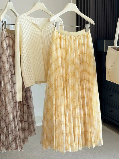 Retro Plaid Print Tulle Maxi Skirt for Women, Spring Summer High Waist Slim A-Line Pleated Midi Skirt, Flowy Ball Gown Style