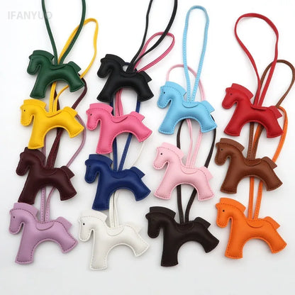 Fashion Horse Keychain All-around PU Leather Horses Embellishment for Female Car Key Chain Handbag Decoration Jewelry Gifts
