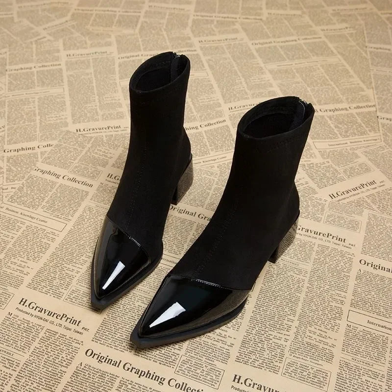 Women's 2025 New Autumn and Winter Fashion Retro Pointed Ankle Boots with French Temperament High Heels and Zipper Short Boots