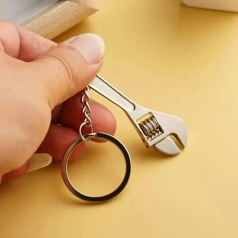 1pc Creative Tool Adjustable Wrench Spanner Key Chain, Metal Keychain For Men