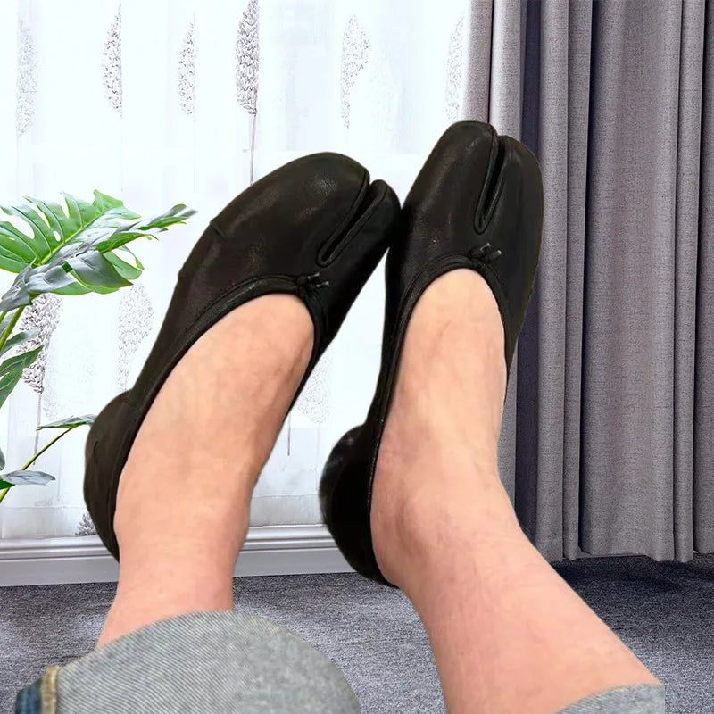 New Summer Microfiber Leather Split Toe Women Pumps Fashion Pleated Designer Low Heeled Tabi Soft Soles Loafers Casual Shoes