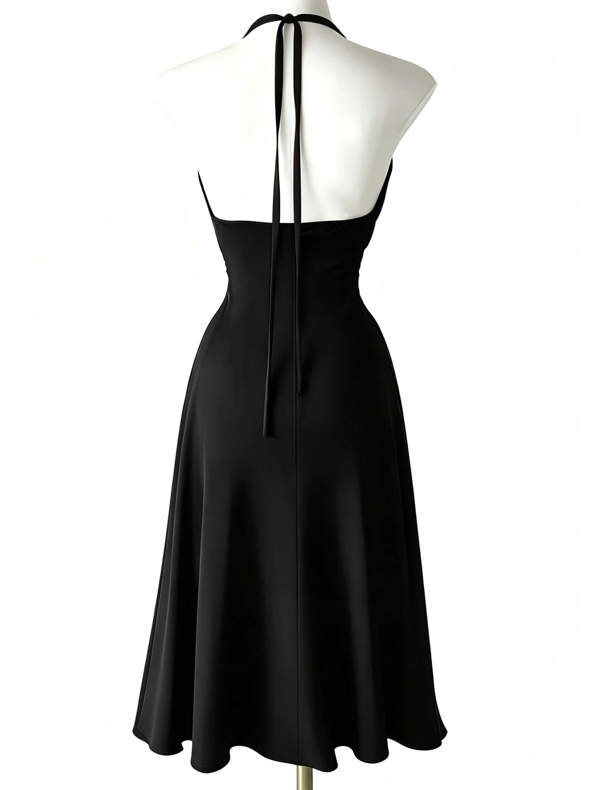 Atmospheric and Stylish Little Black Dress with Thin Halter Neck, Deep V-Neck, Waist-Cinching Design, High Slits on Both Sides, and a Flowing, Slimming Long Gown