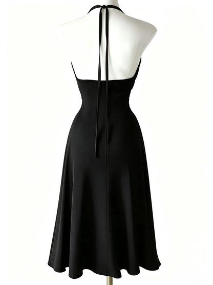 Atmospheric and Stylish Little Black Dress with Thin Halter Neck, Deep V-Neck, Waist-Cinching Design, High Slits on Both Sides, and a Flowing, Slimming Long Gown