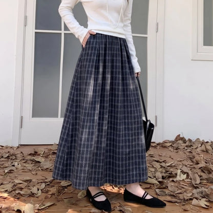 Women's Plaid Pleated Long Skirt with Pockets