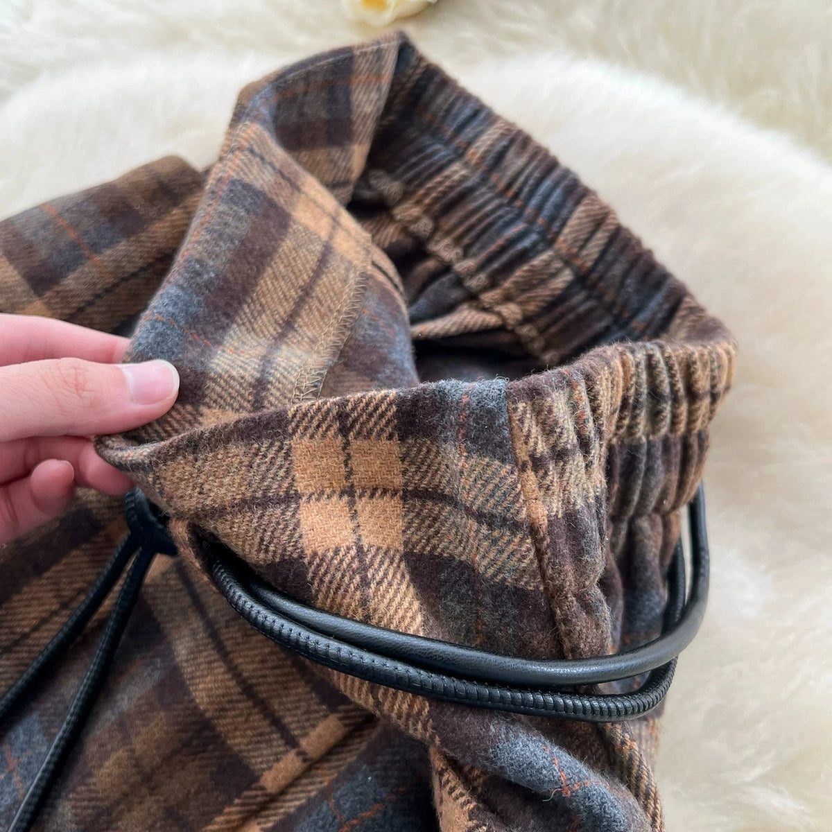 Women's Plaid A-Line Skirt with Waist Detail