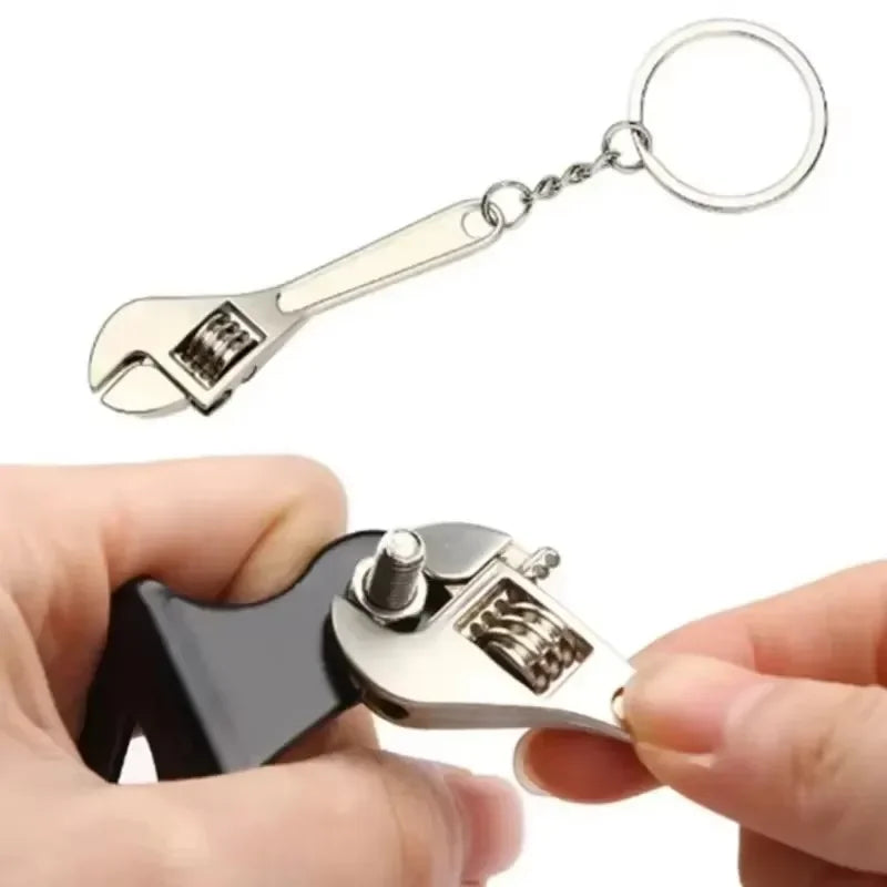 1pc Creative Tool Adjustable Wrench Spanner Key Chain, Metal Keychain For Men