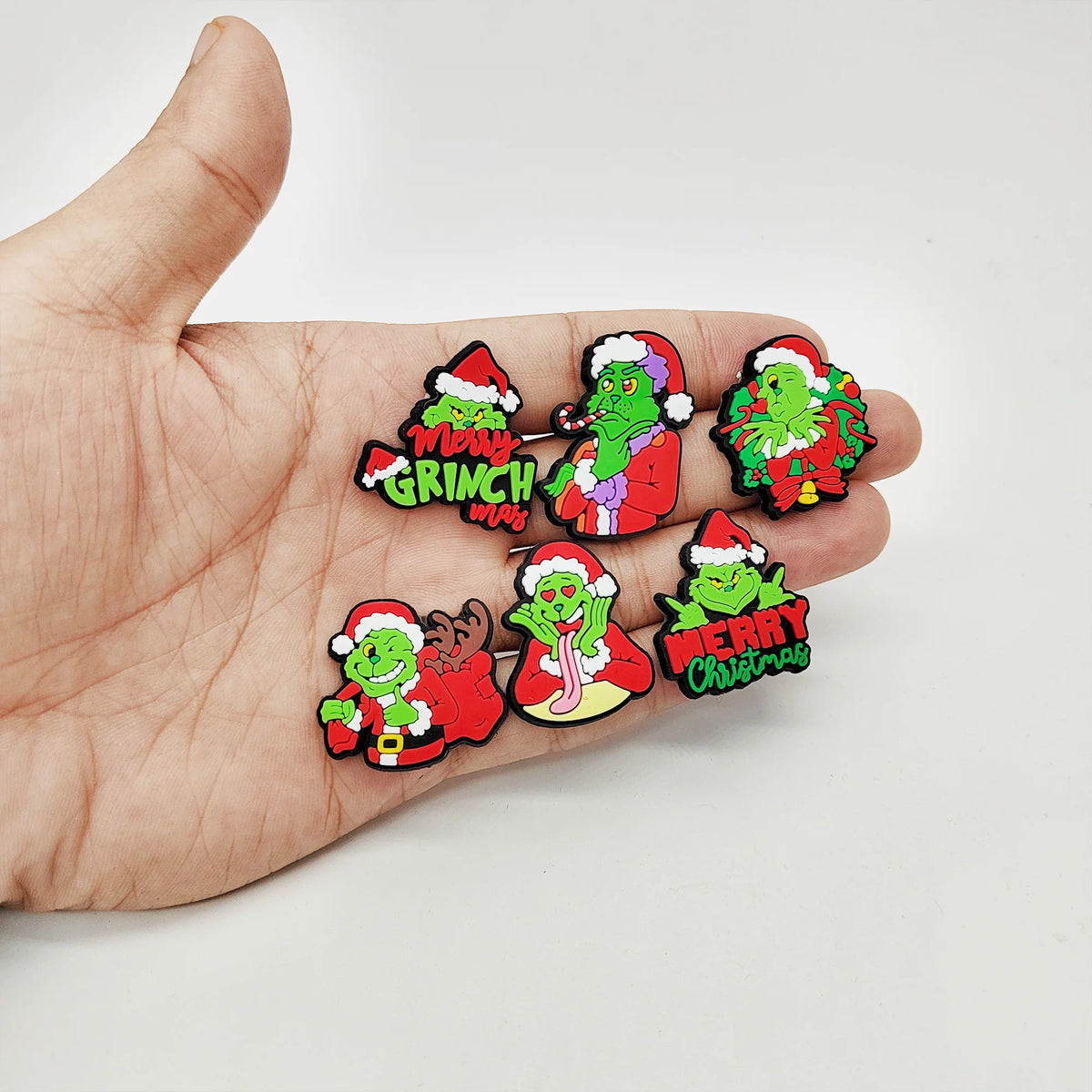 9-22Pcs Christmas Green Cartoon Shoes Charms Cartoon Clog Sandal Garden Shoe Decoration Accessorie Buckles Kids Party Gifts
