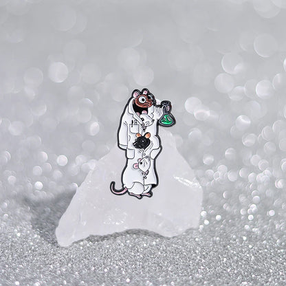 Cartoon Science Lab Mouse Enamel Pin Chemistry Laboratory Scientist Pharmacist Brooch Lapel Badge Jewelry Gift For Students