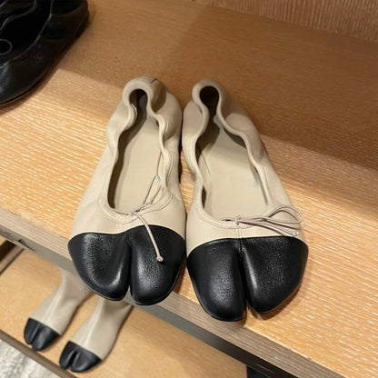 2026 New Elegant Split-Toe Tabi Flats Women's Premium Soft Leather Bow Knot Soft Sole Ballet Shoes Versatile Daily & Date Shoes