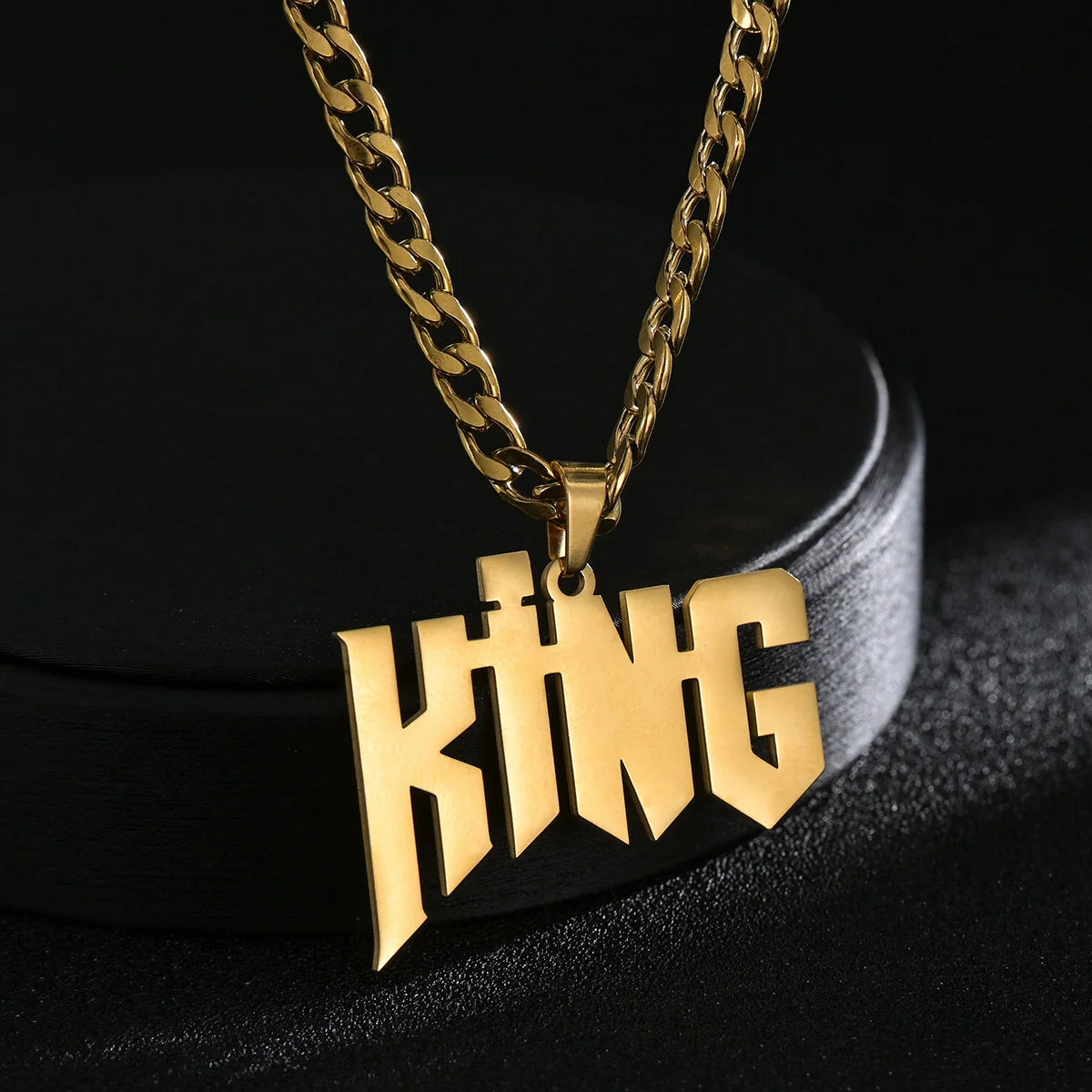 Atoztide Personalized Custom Names Pendant Necklace Stainless Steel Crown Cuban Thick Chain for Men Women Birthday Jewelry Gift