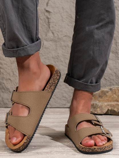 Men's Fashionable Slippers for Home and Outdoor Waterproof Non-Slip Slip-On Fashionable Versatile Slippers